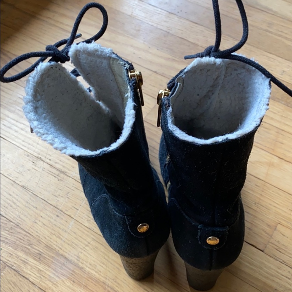COPY - Michael Kors suede booties - Picture 2 of 6
